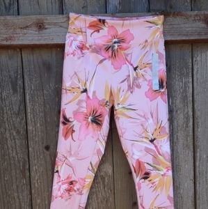🚨NEW🚨  SPORT FLORAL LEGGINS😍